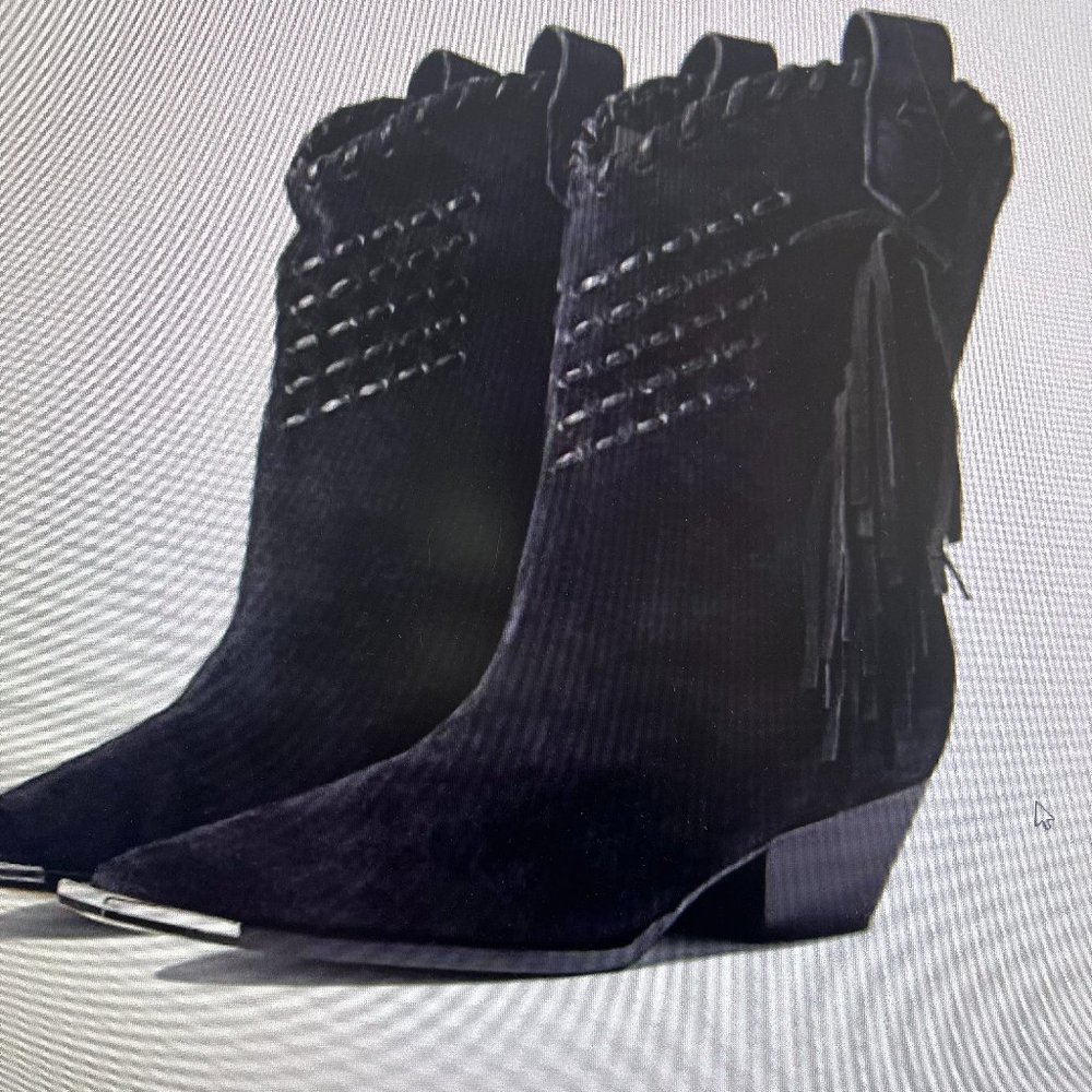 SUEDE ANKLE BOOT BLACK 9.5 B  USA